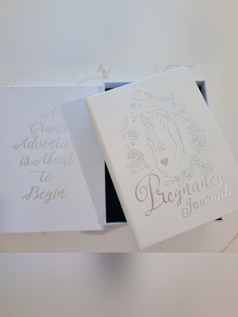 NWOT Pregnancy Journal - White